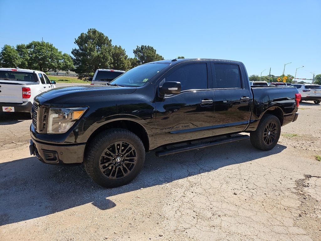 2019 Nissan Titan SL