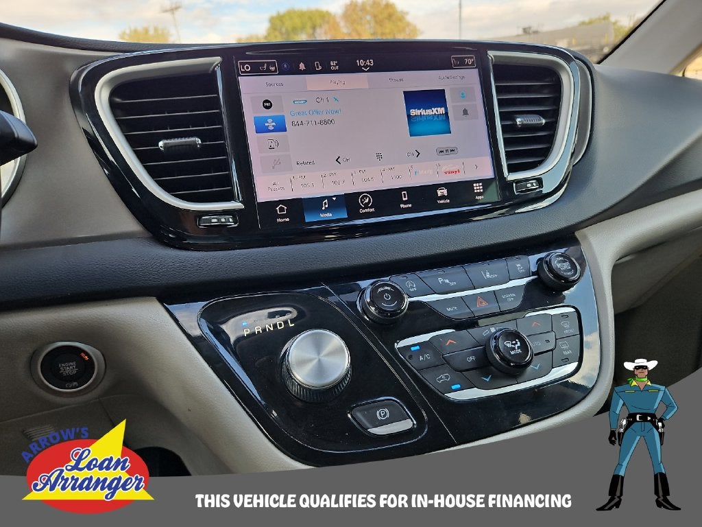 2023 Chrysler Pacifica Touring L