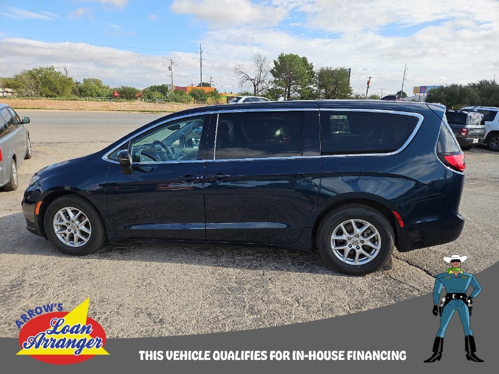 2023 Chrysler Pacifica Touring L