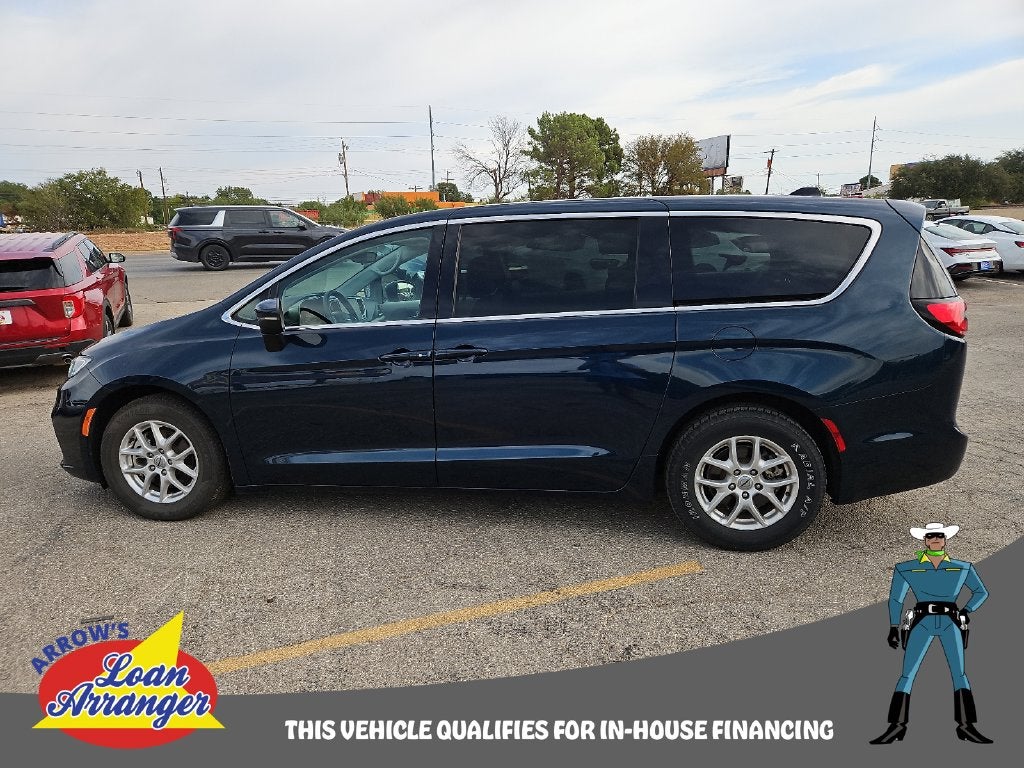 2023 Chrysler Pacifica Touring L