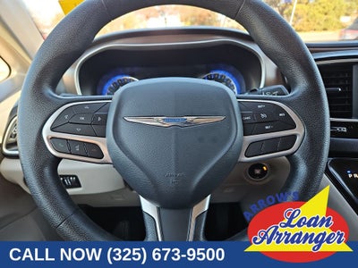 2020 Chrysler Voyager LXI