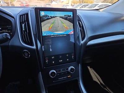 2022 Ford Edge SE