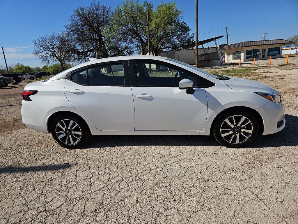 2024 Nissan Versa 1.6 SV