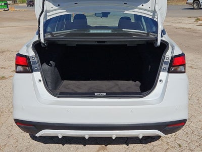 2024 Nissan Versa 1.6 SV