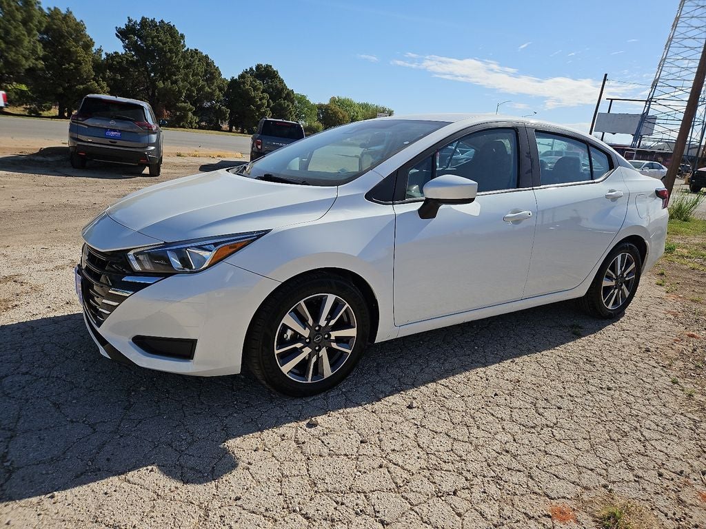 2024 Nissan Versa 1.6 SV