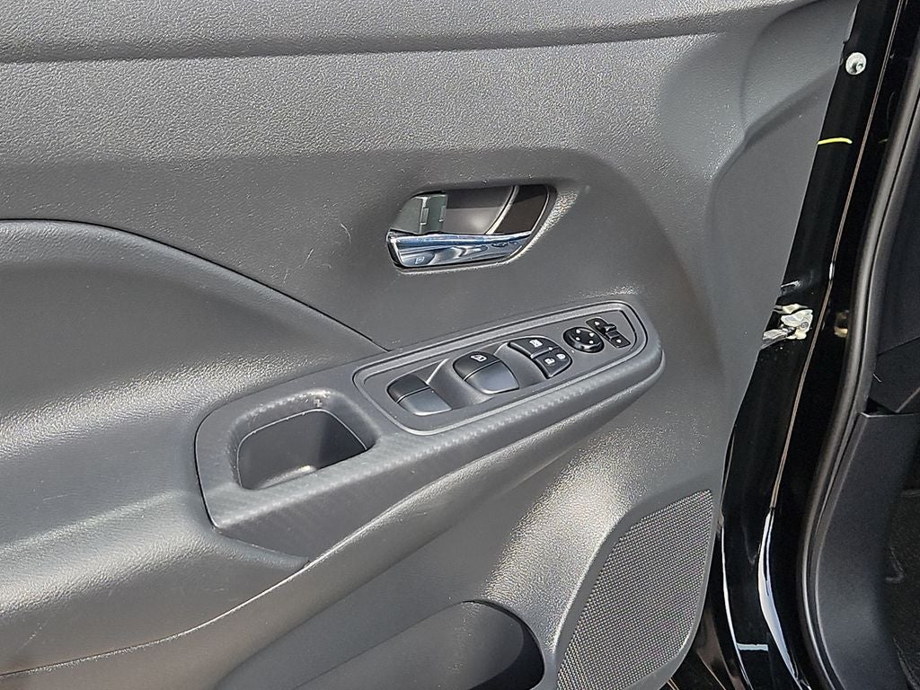 2024 Nissan Versa 1.6 SV