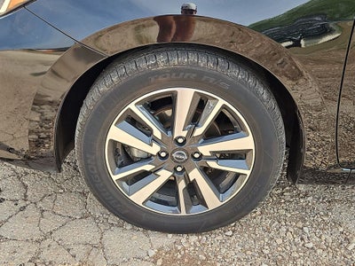 2024 Nissan Versa 1.6 SV