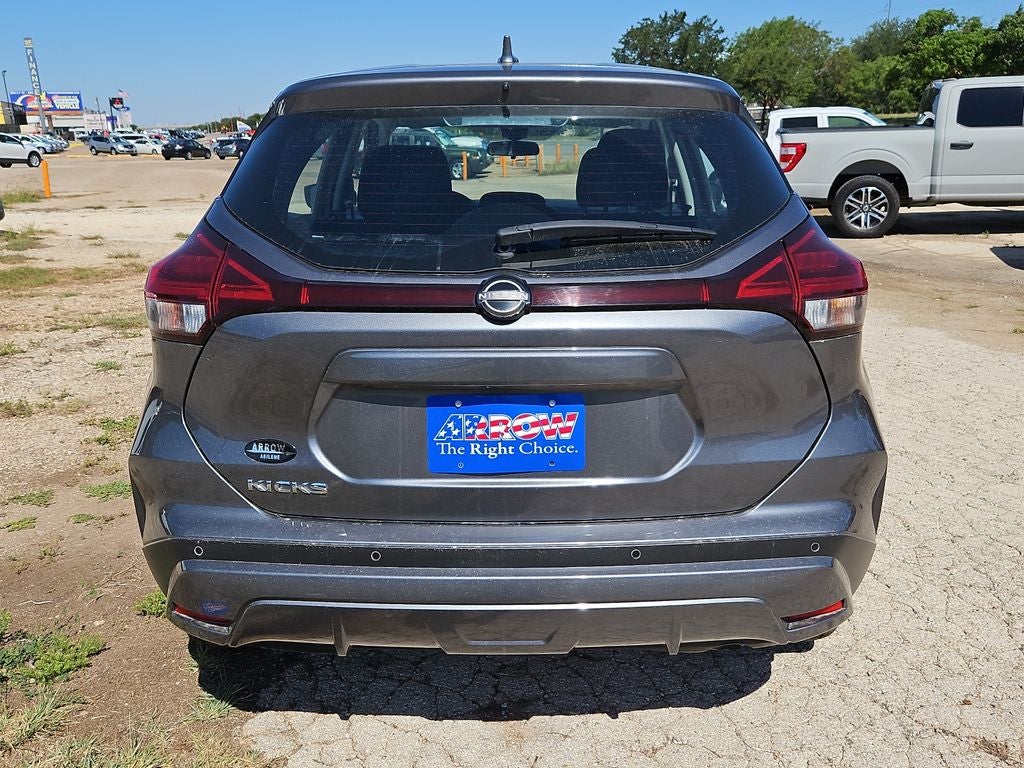2023 Nissan Kicks S