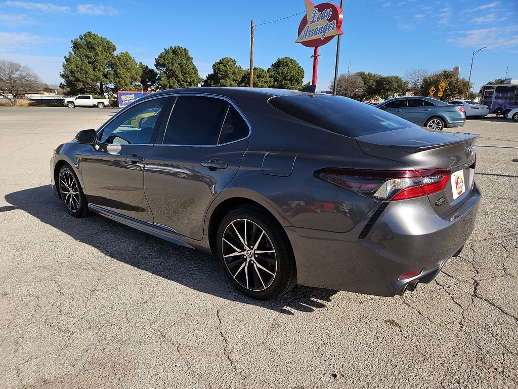 2023 Toyota Camry Hybrid SE