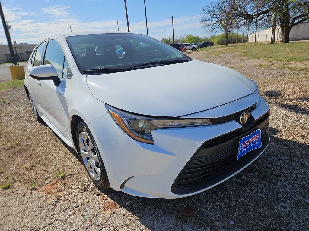 2025 Toyota Corolla LE