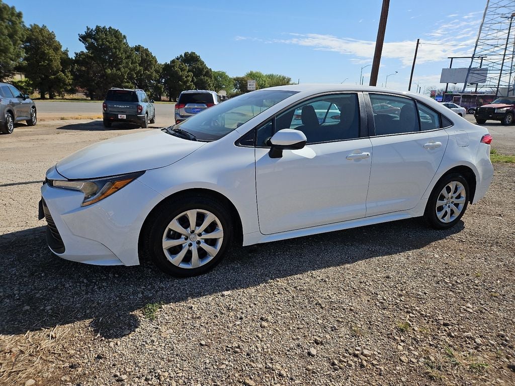 2025 Toyota Corolla LE