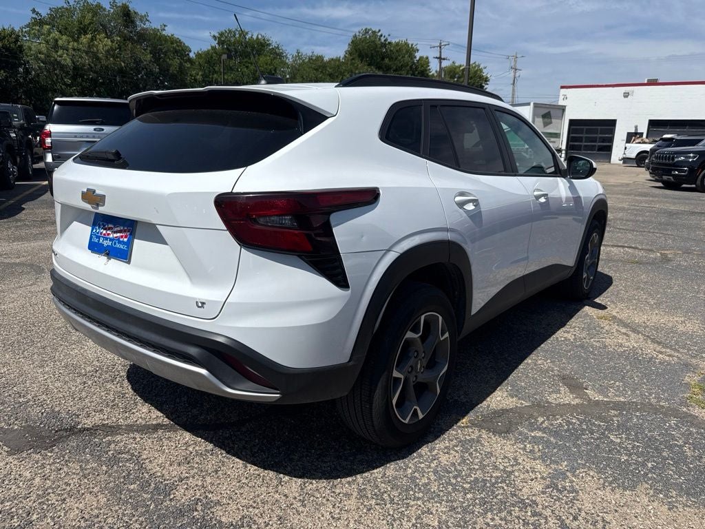 2025 Chevrolet Trax LT