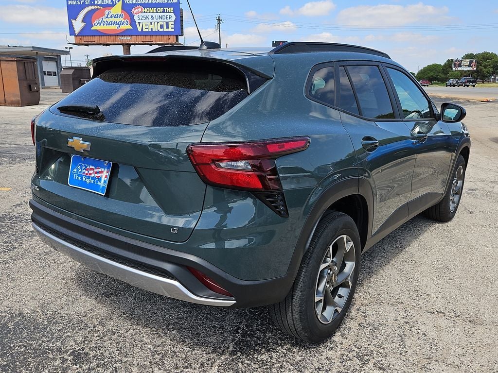 2025 Chevrolet Trax LT