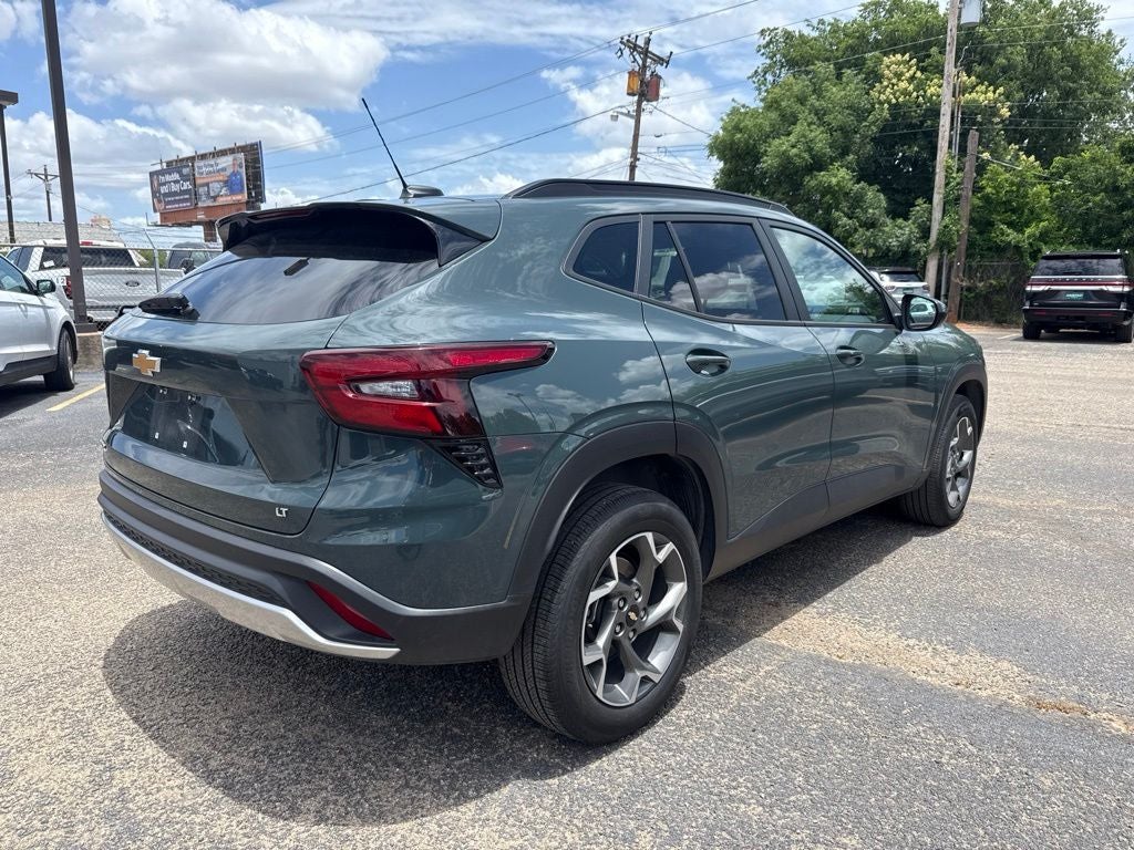 2025 Chevrolet Trax LT