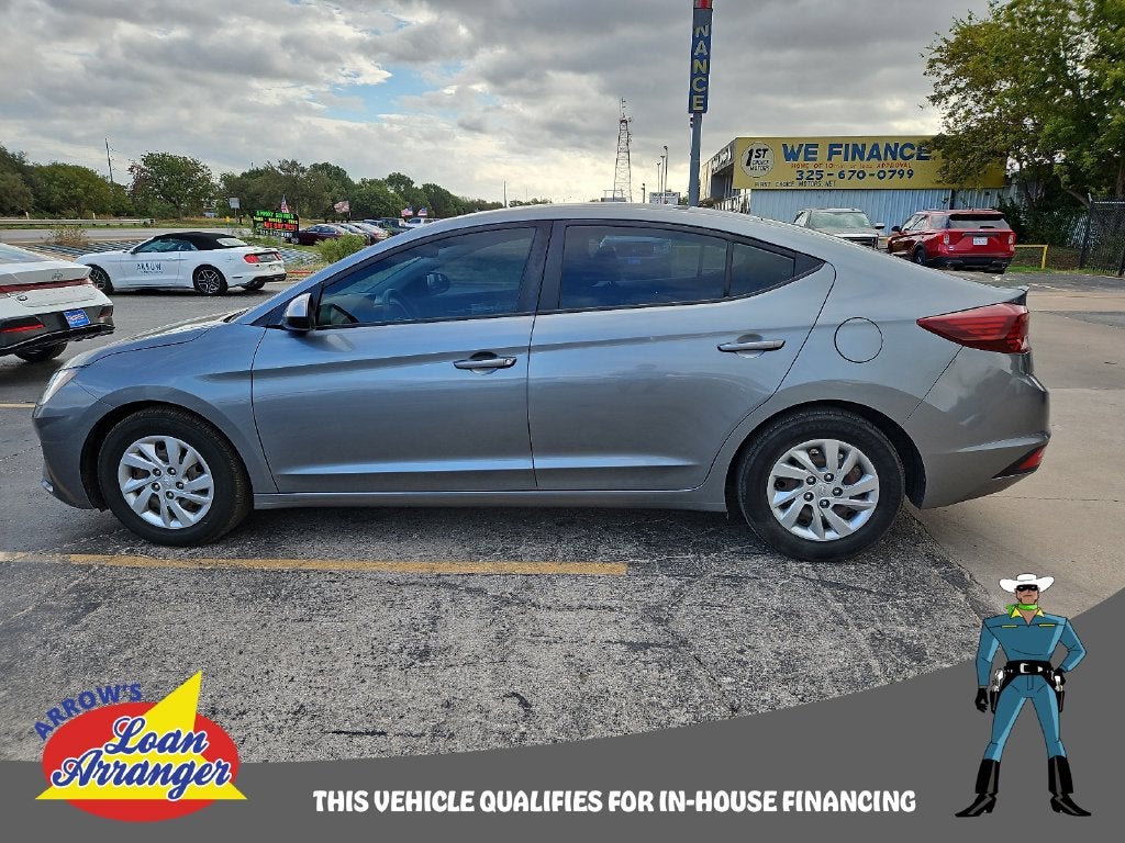 2019 Hyundai Elantra SE